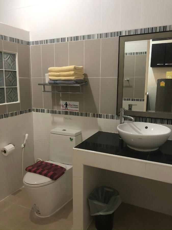 Suporn Lakeview Trakan Phutphon Kültér fotó